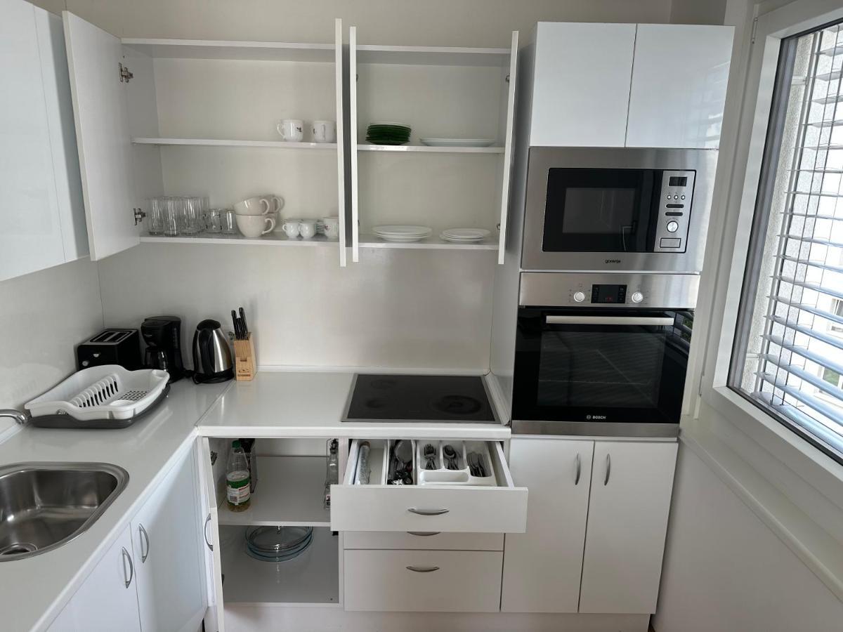 Hauptbahnhof Ferienwohnung Am Park Vienna Luaran gambar