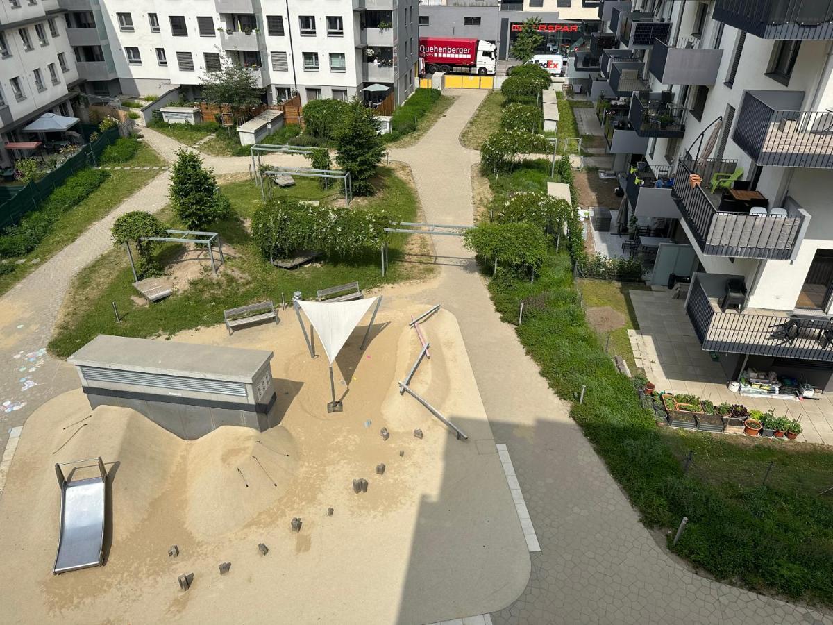 Hauptbahnhof Ferienwohnung Am Park Vienna Luaran gambar